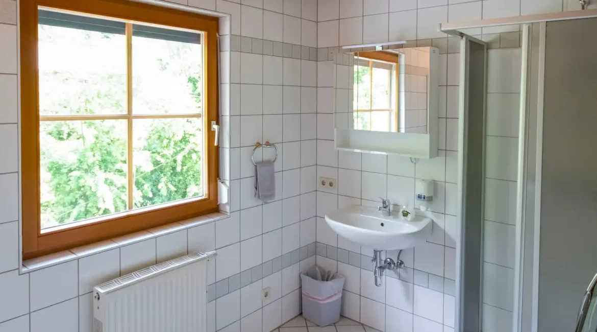 optim-140mq-xxxx-holz-PNX_7908a