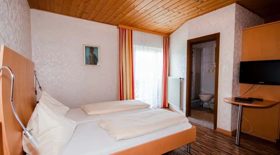 optim-Komfortzimmer-xxx-balkon-PNX_7837a